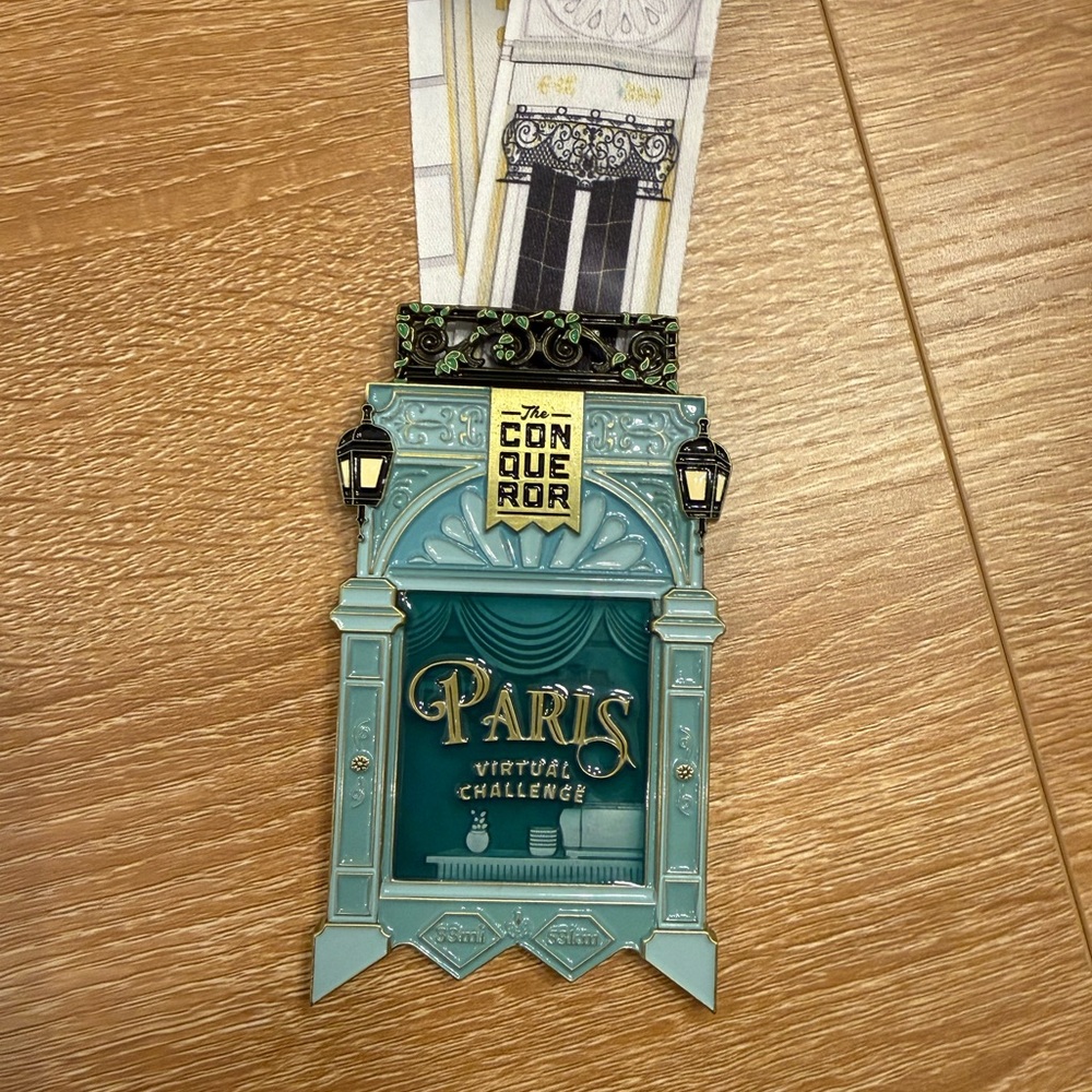 The Conqueror Paris Virtual Challenge Medal - Picture 2 of 3